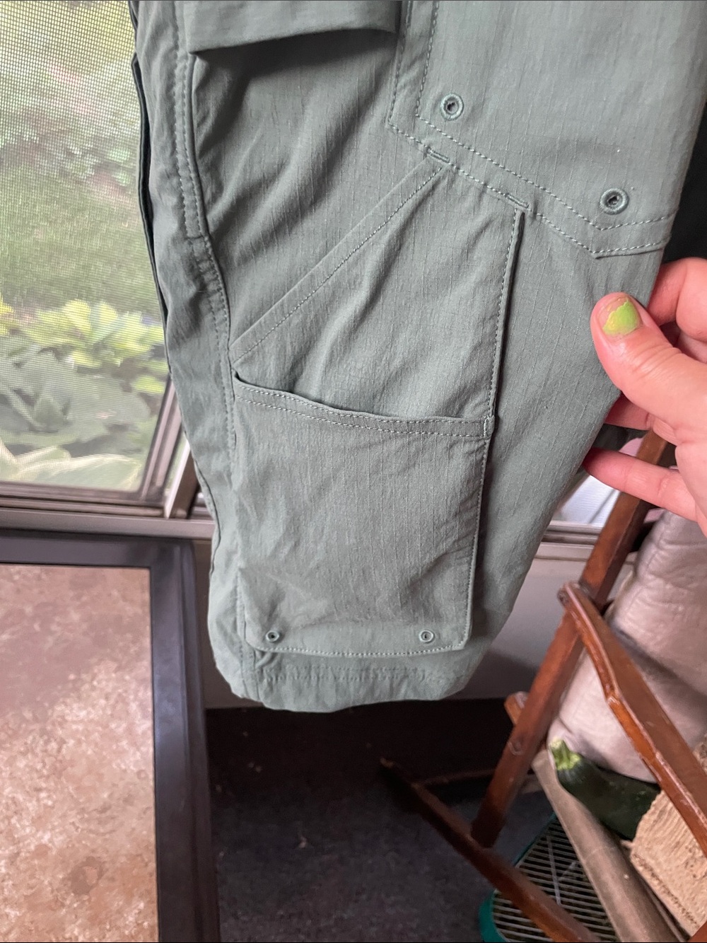 Duluth Trading Co Green Heirloom Gardening Overalls - Picture 12 of 13
